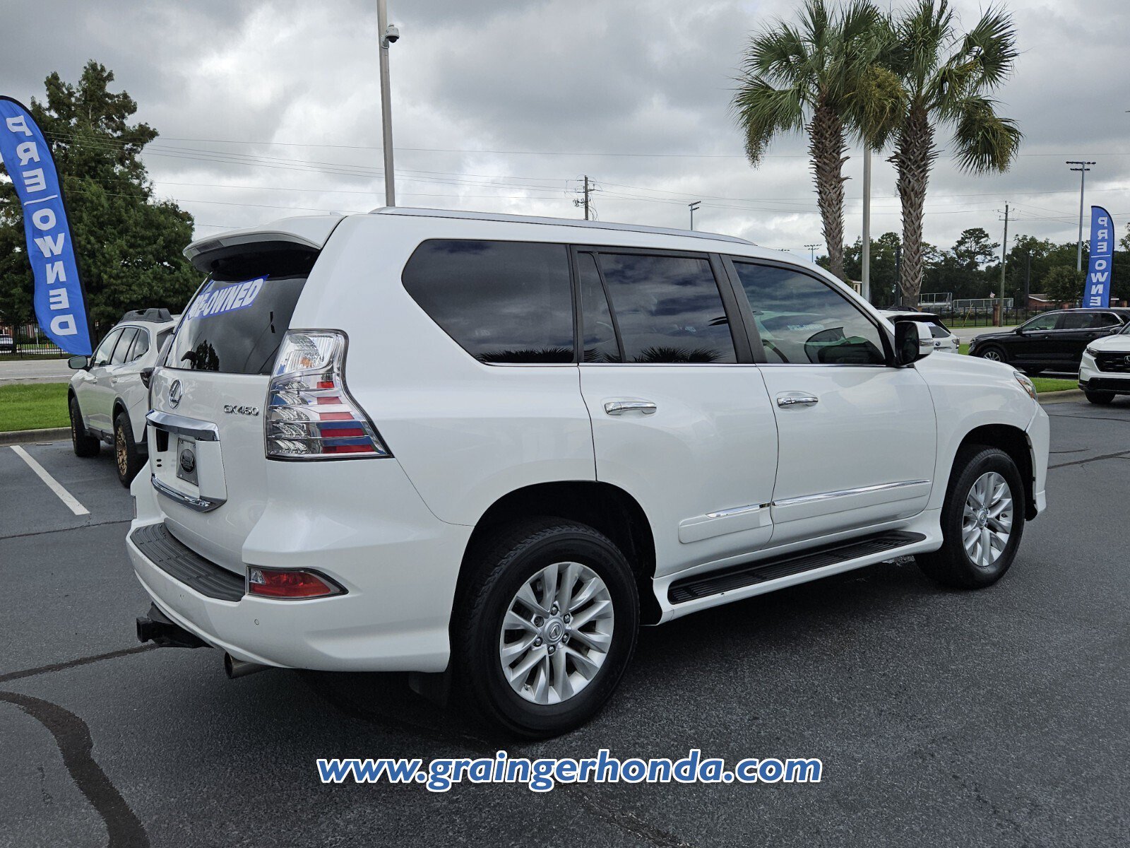 Used 2015 Lexus GX 460 w/ Premium Package AWD/4WD image 5