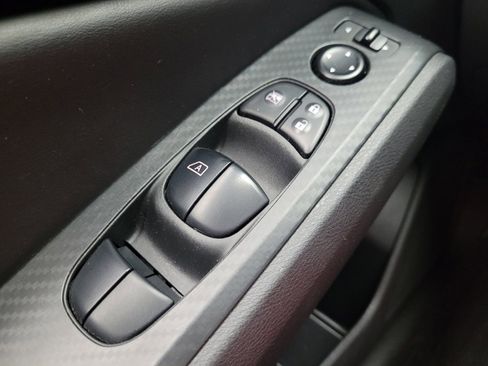 Used 2024 Nissan Altima 2.5 SV image 27