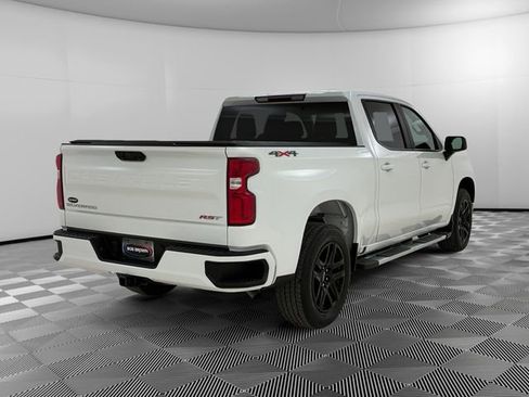 Used 2023 Chevrolet Silverado 1500 RST image 3