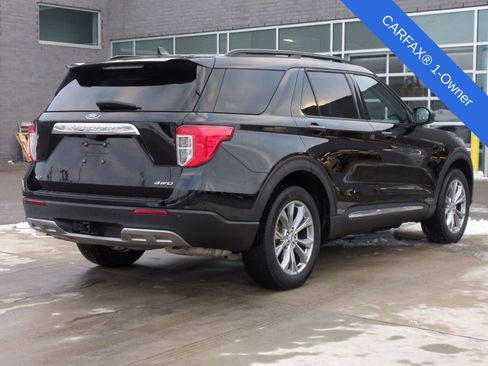 Used 2023 Ford Explorer XLT w/ Equipment Group 202A image 8
