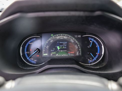 Certified 2024 Toyota RAV4 LE AWD/4WD image 15