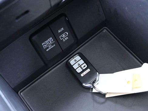 Used 2023 Honda Passport TrailSport image 25