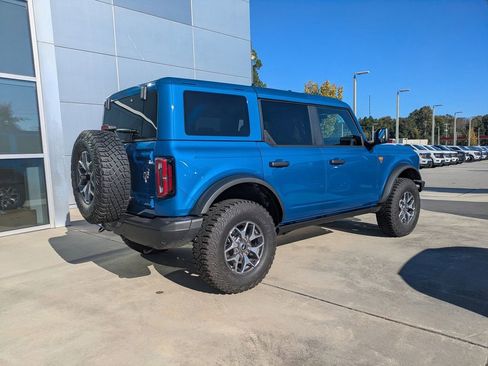 New 2025 Ford Bronco Badlands image 4