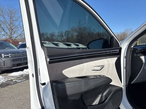 Certified 2023 Hyundai Tucson Limited image 34