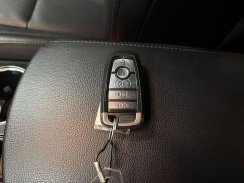 Used 2018 Ford Explorer XLT w/ Equipment Group 202A image 33