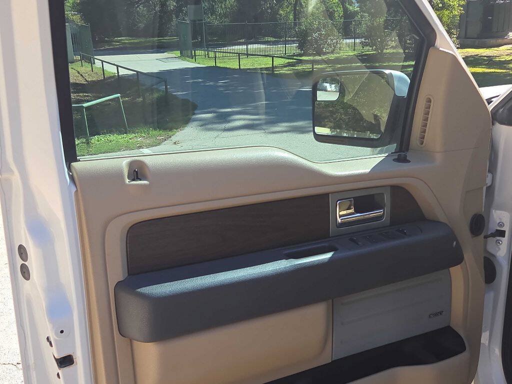 Used 2013 Ford F150 Lariat w/ Luxury Equipment Group RWD image 23