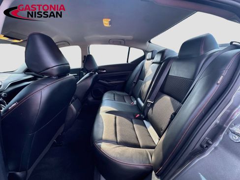 Used 2024 Nissan Altima 2.5 SR FWD image 31