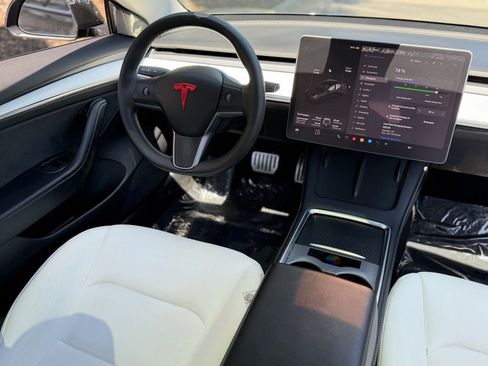 Used 2022 Tesla Model 3 Performance image 41