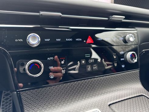 New 2025 Genesis G80 3.5T Sport Prestige image 25