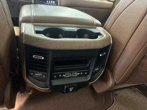 Used 2020 RAM 1500 Limited AWD/4WD image 33