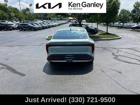 Certified 2025 Kia K4 GT-Line Turbo FWD image 6