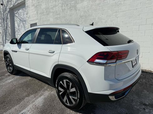 Used 2022 Volkswagen Atlas Cross Sport SE image 19
