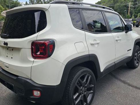 Used 2020 Jeep Renegade Altitude AWD/4WD image 5