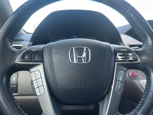 Used 2016 Honda Odyssey Touring Elite image 24