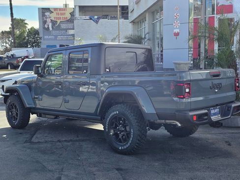 New 2026 Jeep Gladiator Willys image 5