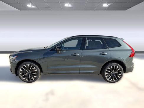 New 2026 Volvo XC60 T8 Ultra w/ Climate Package AWD/4WD image 2