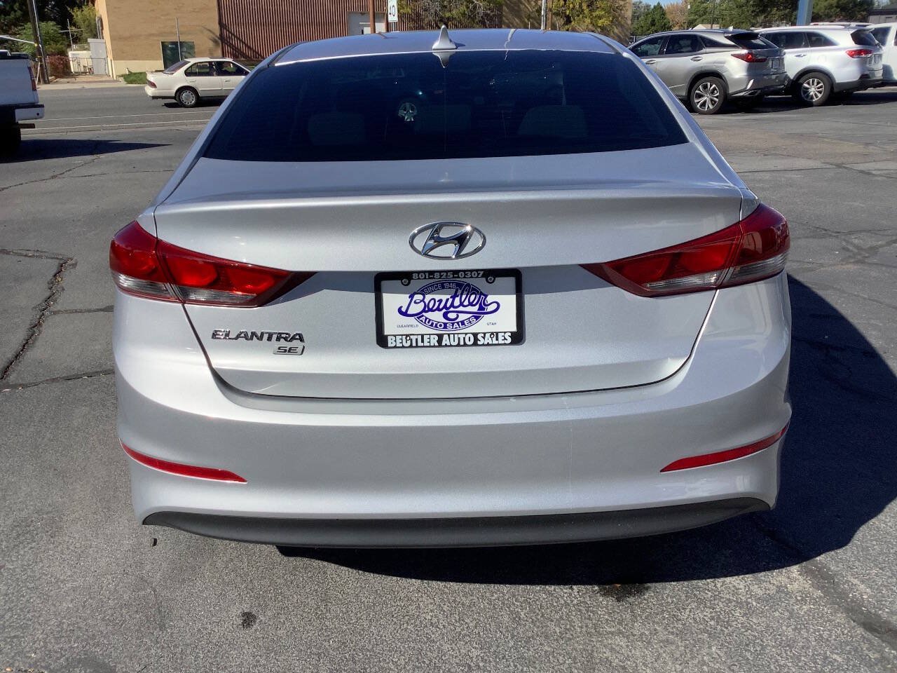 Used 2017 Hyundai Elantra SE FWD image 13