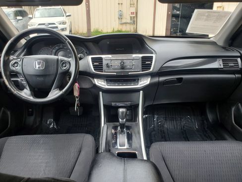 Used 2015 Honda Accord Sport image 34