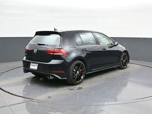 Used 2021 Volkswagen GTI SE image 11