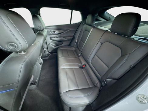 Certified 2024 Buick Envista Sport Touring w/ Convenience I Package image 21