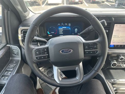 New 2026 Ford F250 Lariat w/ Lariat Premium Package image 20