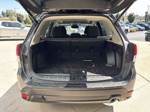 Used 2021 Subaru Forester Premium w/ Popular Package #1 AWD/4WD image 31