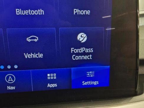 Used 2020 Ford Escape SE image 22