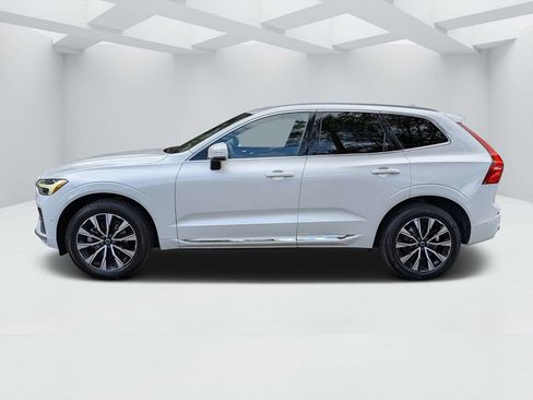 Used 2023 Volvo XC60 B5 Plus AWD/4WD image 6