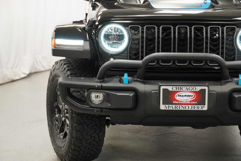 Used 2023 Jeep Wrangler Unlimited Rubicon 4xe AWD/4WD image 11