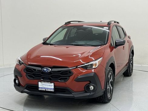 Certified 2025 Subaru Crosstrek 2.0i Premium image 1