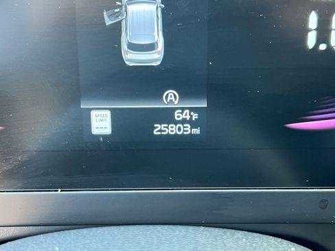 Used 2025 Kia Sportage LX image 35