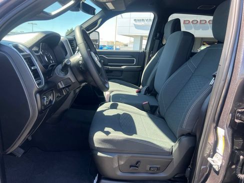 Used 2026 RAM 2500 Big Horn AWD/4WD image 36