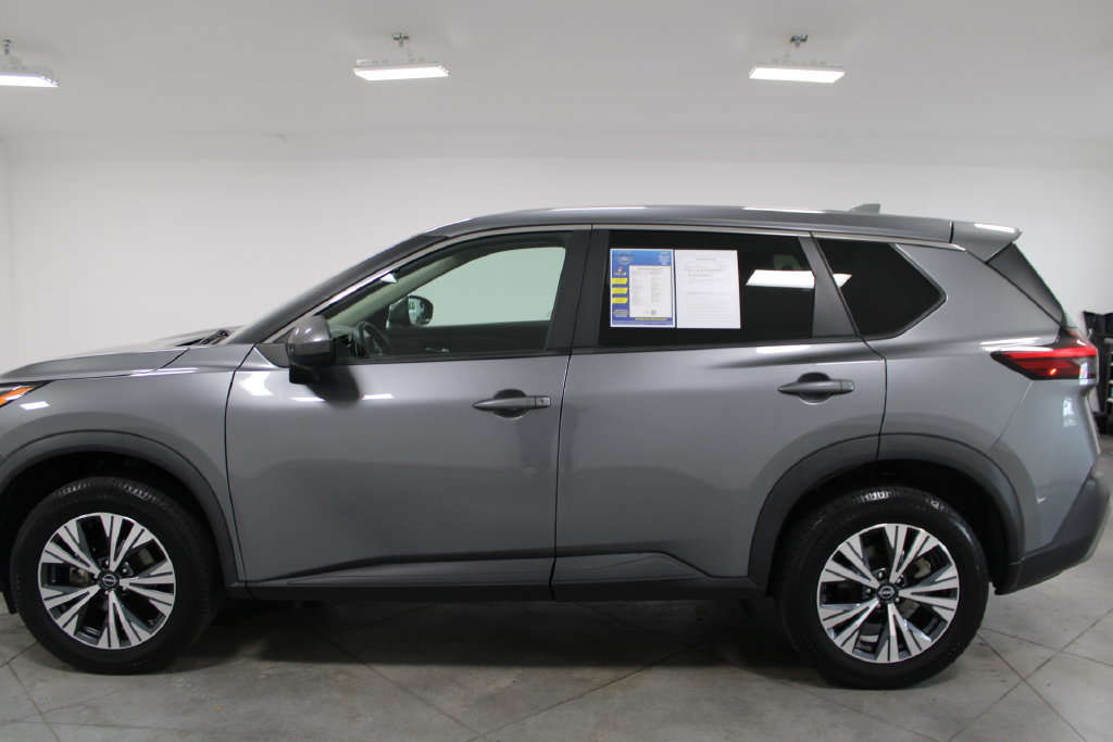 Used 2023 Nissan Rogue SV AWD/4WD image 6
