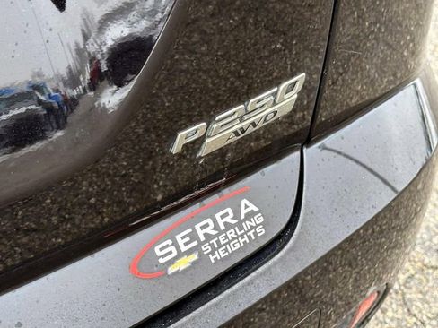 Used 2020 Jaguar E-PACE SE image 10