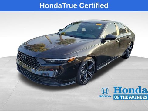 Used 2023 Honda Accord Sport image 4