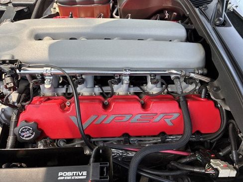 Used 2004 Dodge Viper SRT-10 image 37
