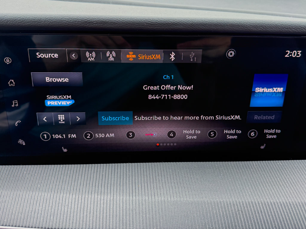 Used 2025 Nissan Murano SV AWD/4WD image 16