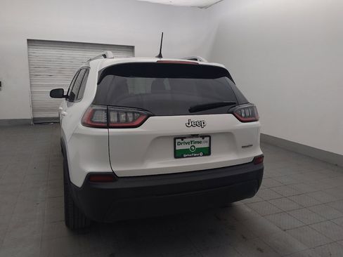 Used 2019 Jeep Cherokee Latitude w/ Popular Appearance Group FWD image 5