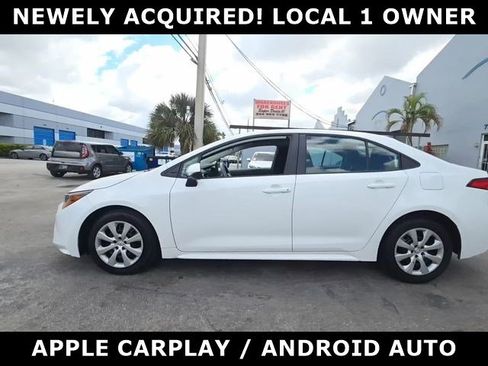 Used 2024 Toyota Corolla LE FWD image 1