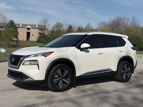 Used 2023 Nissan Rogue SL FWD image 41