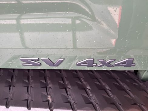 Certified 2024 Nissan Titan SV w/ SV Bronze Edition Package image 4