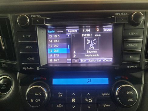 Used 2018 Toyota RAV4 XLE w/ Plus Extra Value Package image 25