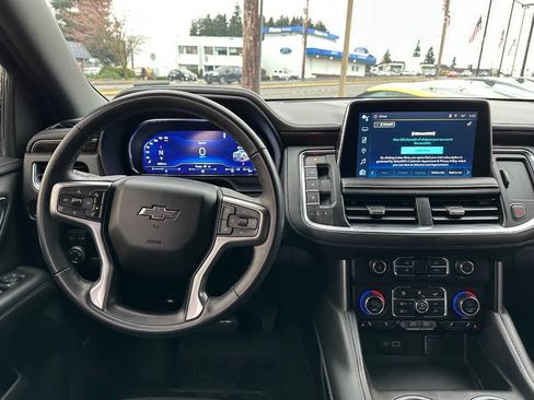 Used 2023 Chevrolet Suburban Z71 w/ Z71 Off-Road Package AWD/4WD image 32