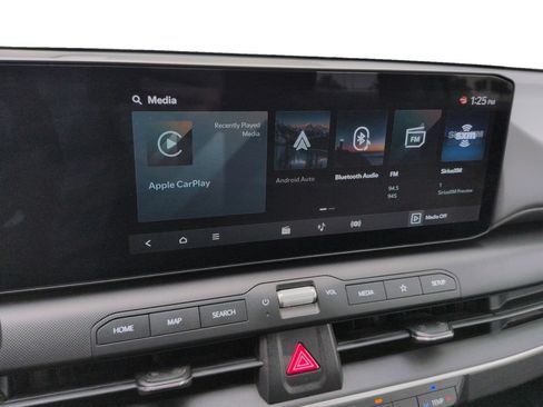 Used 2025 Kia K4 FWD image 13