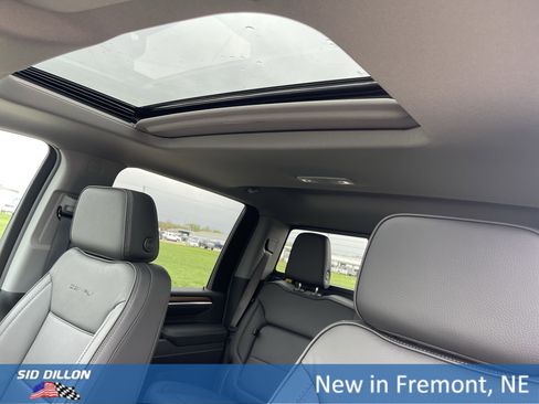 New 2025 GMC Sierra 2500 Denali w/ Denali Reserve Package image 10