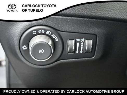 Used 2021 Jeep Compass Limited image 19