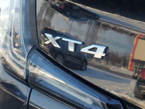 Used 2024 Cadillac XT4 Sport image 33