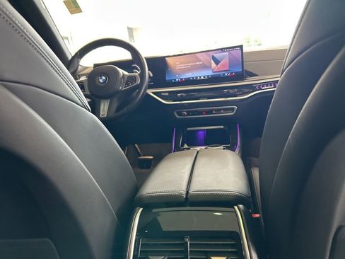 Used 2024 BMW X5 sDrive40i w/ M Sport Package image 30