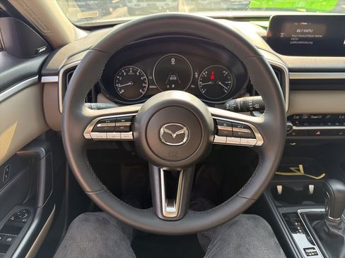 Used 2025 MAZDA CX-50 AWD 2.5 S w/ Premium Package image 12