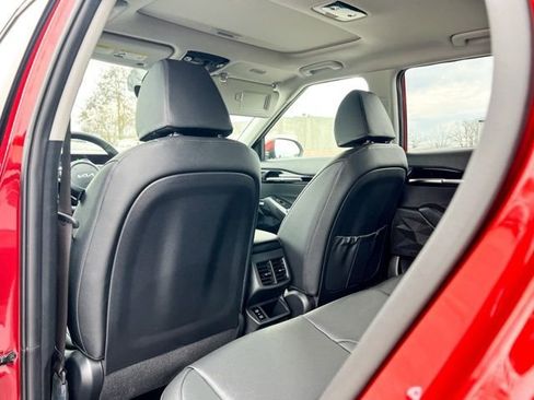 New 2026 Kia Seltos SX w/ SX Sunroof Package image 12